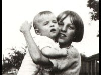 1927081001b Laura & Donald DeClerck