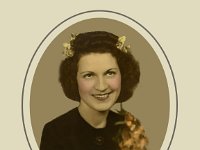 1942109501C 8x10 Angela DeClerck DePaepe - East Molinew IL