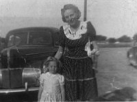1949071003 Laura VandeWalle & Girl