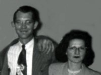 1950081001a Raymond & Angela Hagberg - East Moline IL