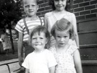 1952071052a Darrel & Pat Hagberg -Left- Jeanne & Joyce Loete -Right-1428-15 Ave-East Moline IL