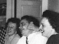 1954061001 Laura & August Waem-Helen Milan