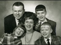 1964115001a Gene-Joan-Craig-Lori-Jay DeClerck - Moline IL