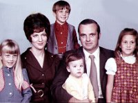 1972031001 Colleen-Dan-Lisa-Jennie-Mike OBrien
