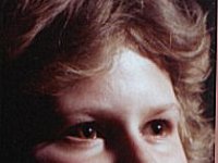 19920301b Jennifer DeClerck