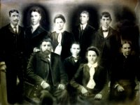 1903109257a August Johanesson Family