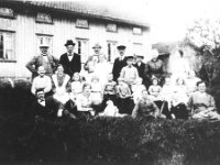 1918081001 Haggarden Farm - Names unknown