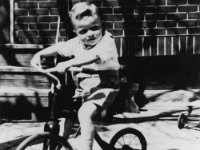 1947071001a Darrel Hagberg - East Moline-IL