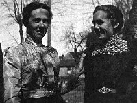 1905031001 Blanche & Louise Jamieson