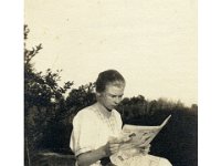 1925071003a 4x6 Emma Petersen Jamieson -31St -24 Ave