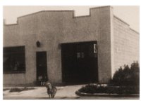 1927071002B Vernie and Lorraine Jamieson - New Jamieson Garage - 23rd Ave - Moline IL