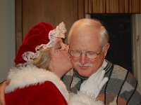 2010123082 Christmas Eve - Moline IL