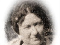 1925071001f Daisy McLaughlin - 16th St - 13th Ave Moline IL