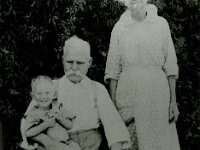 1929071010a Kenneth Neal - William - Nellie McLaughlin - Chowchilla CA