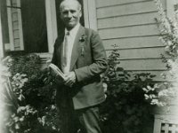 1935051010 Clarence McLaughlin - son of Augustus - Troy Grove IL