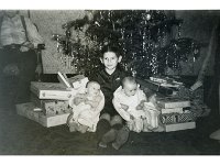 1942121002 Betty McLaughlin-Marilyn Jamieson-Kay Johnson - Moline IL