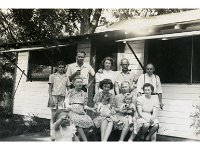 1944091004 Marilyn-Don-Ms Geest-Lenny-Lyda-Marian-Nancy-Emma-Kay-Lorraine-Betty -Nelson Family Outting