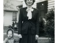 1945051002 Lorraine & Betty McLaughlin  - Moline IL