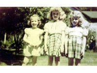 1948062001a Betty McLaughlin-Kay Johnson-Nancy Nelson - Moline IL