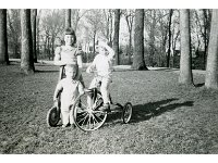 1951041001 Betty-Bill-Bonnie McLaughlin - Moline IL