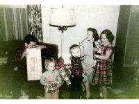1951121001 Irv in-Bonnie-Bill-Lorraine-Betty McLaughlin - Xmas Eve - Molinde IL