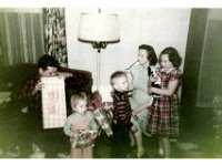 1951121001a Irv in-Bonnie-Bill-Lorraine-Betty McLaughlin - Xmas Eve - Molinde IL