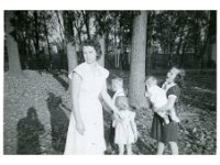 1952102001  Lorraine-Bill-Bonnie-Becky-Betty McLaughlin - Moline IL