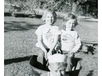 1956081005  Bonnie-Becky-Bill McLaughlin - Moline Il