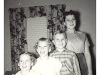 1956121001B Betty-Bill-Bonnie-Becky