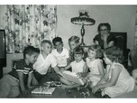 1958072001 John-Bill-Tim-Bob-Laurie-Bonnie-Becky Elaines Mother - laurie Jamiesons 5th BD - Jul 7