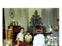 1969121004 Lorraine-Brian McLaughlin - Betty & Darrel Hagberg  - Xmas - Moline IL