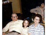 1979041004 Irvin & Lorraine Mc Laughlin - Darla Hagberg - Easter - East Moline IL
