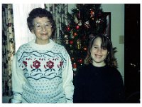 1991121001 Lorraine & Jessica McLaughlin - Xmas - Moline IL