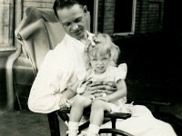 1944071001A Dick  & Kay Johnson - VA Hospital