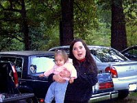 2004 10 072  Angela & Darla Jones - Jamieson Reunion - Molin : Jamieson Family Picnic