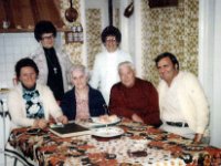 1976056501a Bertha-Alfred Aubet-Estella Vermuelen-Evelyn-Camille Goethals