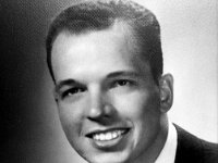 1967051002 Darrel Hagberg