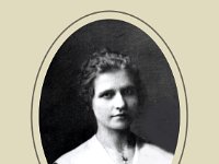 1914111002a Carrie Thornbloom