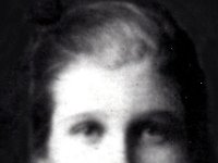 1914111010c Sadie Thornbloom