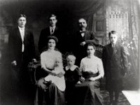 1915057001 Harry Melin- Carl  & Eric Thornbloom - Lilly-Richard-Melvin Melin - Elisabet Thornbloom - Unknown